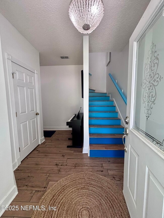 Foto del edificio - 2168 Ketch Ct
