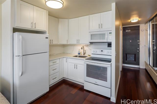 Building Photo - 747 Amana St