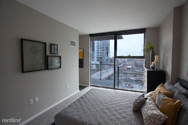 Foto del edificio - 113 N Desplaines St