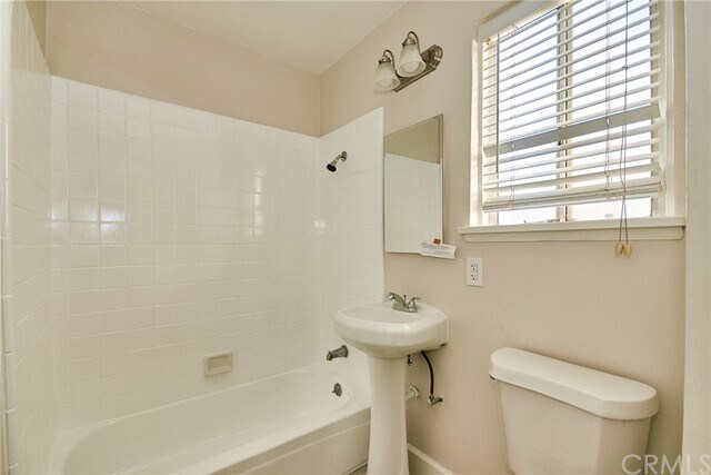 Building Photo - 4747 Clark Ave