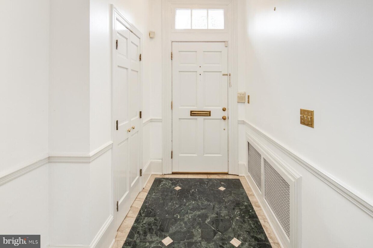 Primary Photo - 3116 Dumbarton St NW