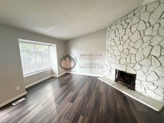 Building Photo - Tualatin- 68th.  9 Units #2025-1750