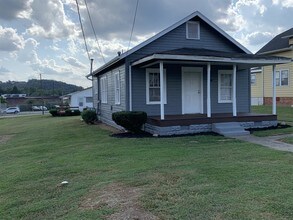 Building Photo - 6309 E Pea Ridge Rd