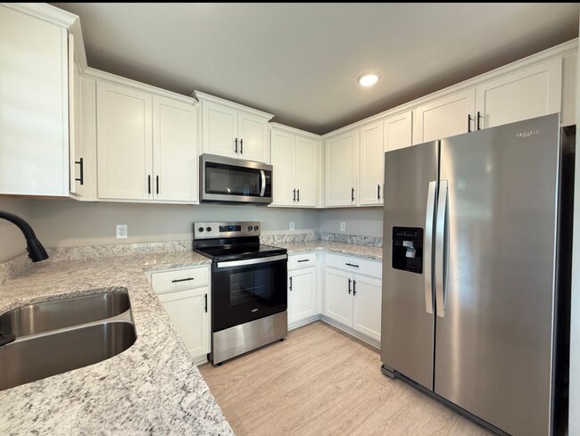 Foto del edificio - 3 Bedroom 2.5 Bath House