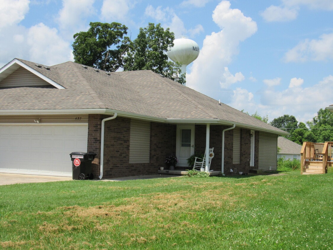 Primary Photo - 457 Haymes Ct