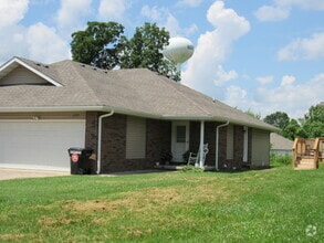 Building Photo - 457 Haymes Ct