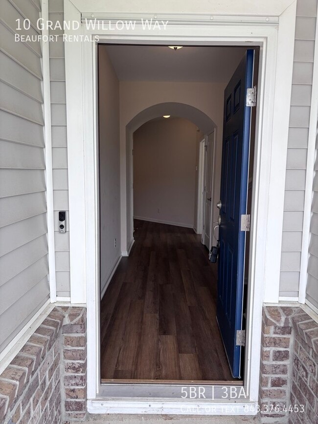 Building Photo - 10 Grand Willow Way
