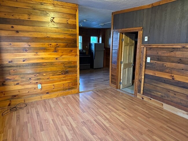 Building Photo - 9 Whitcomb St