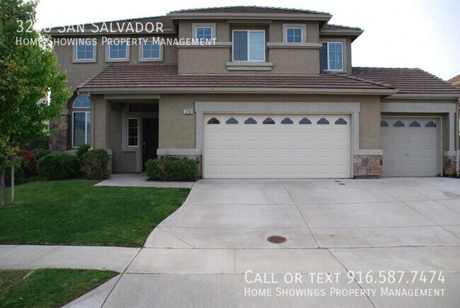 Building Photo - 3260 San Salvador St