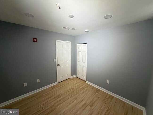 Foto del edificio - 1831 W Diamond St