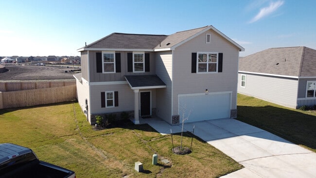 Building Photo - 12633 Henry Clay Dr