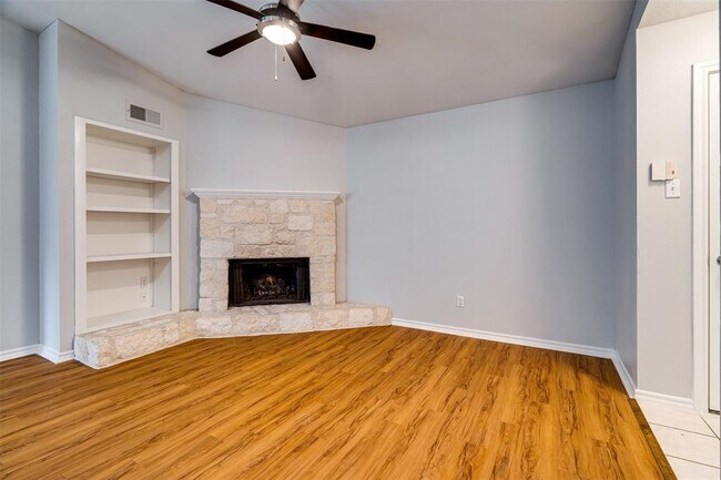 Building Photo - 6804 N Capital of Texas Hwy