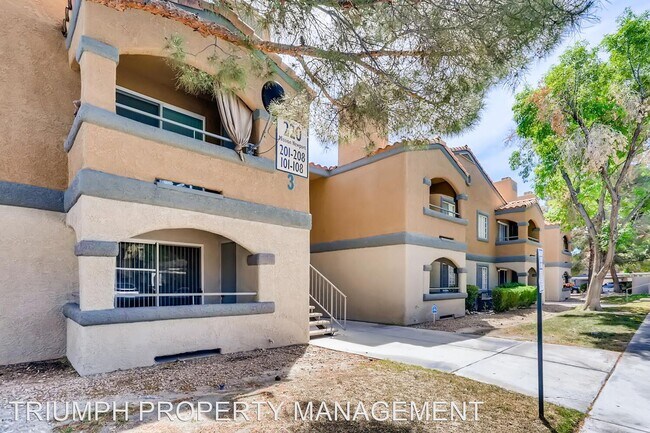Foto del edificio - 220 Mission Newport Ln