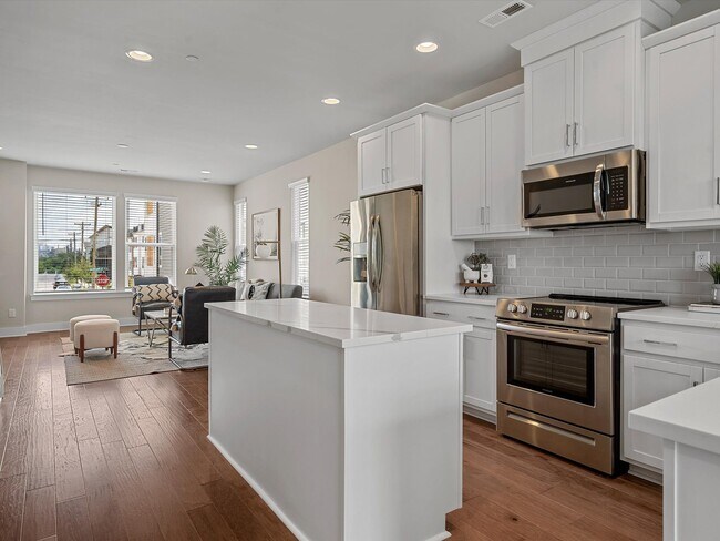 Foto del edificio - 4201 Bryant Terraces Dr