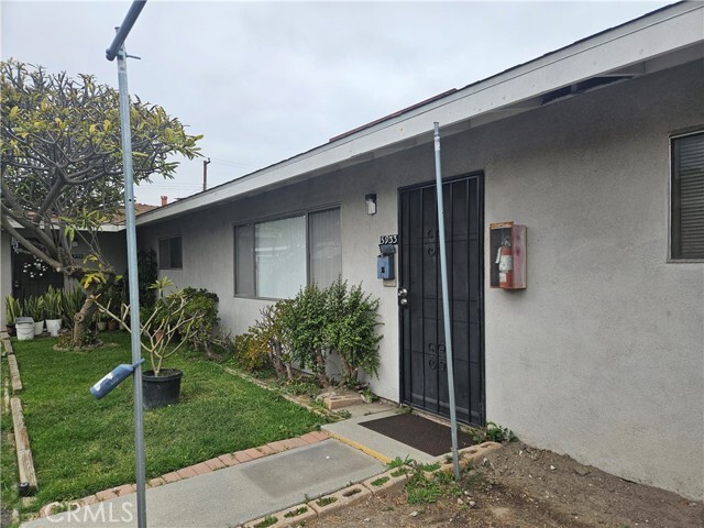 Foto del edificio - 5933 Burnham Ave