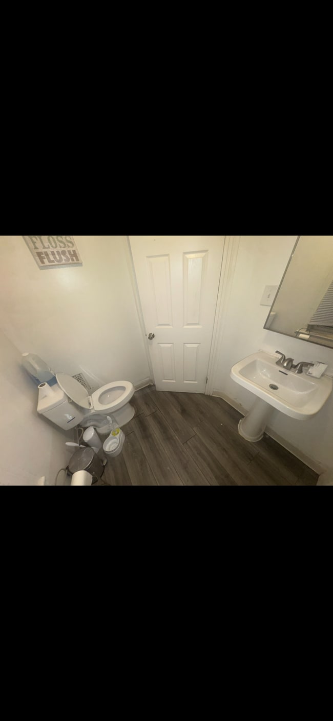 Baño - 1046 Madison Ave