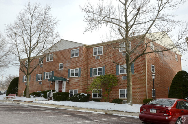 Building Photo - Indian Valley Apartments - 55+ Senior Housing