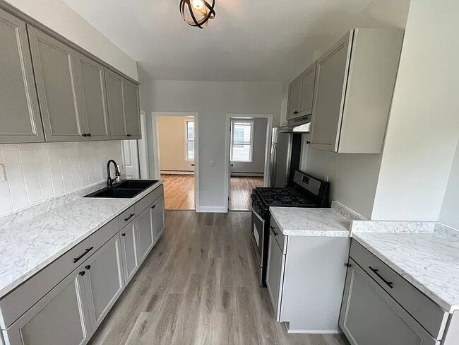 Photo - 60 Concord St House