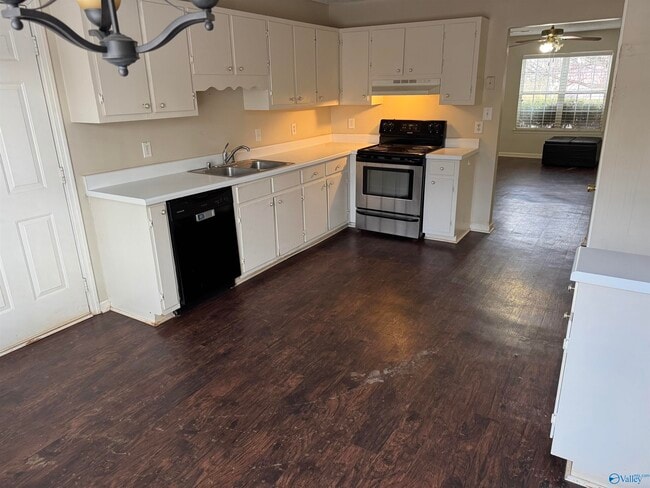 Foto del edificio - 146 Cassia Dr