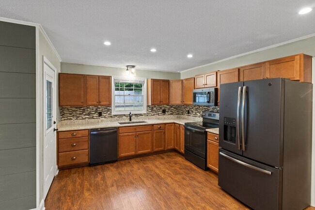 Foto del edificio - 212 Cherry Hill Rd