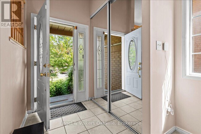 Photo du bâtiment - 2561 Gill Crescent