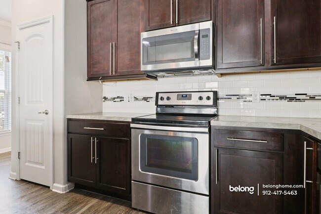 Foto del edificio - 310 Sonoma Dr