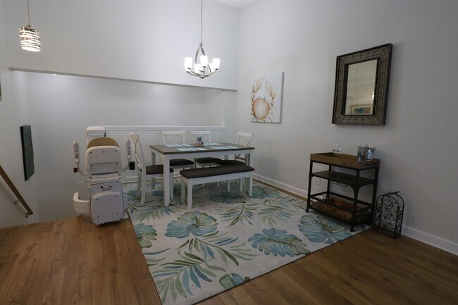 Foto del edificio - 922 Golden Lake Loop