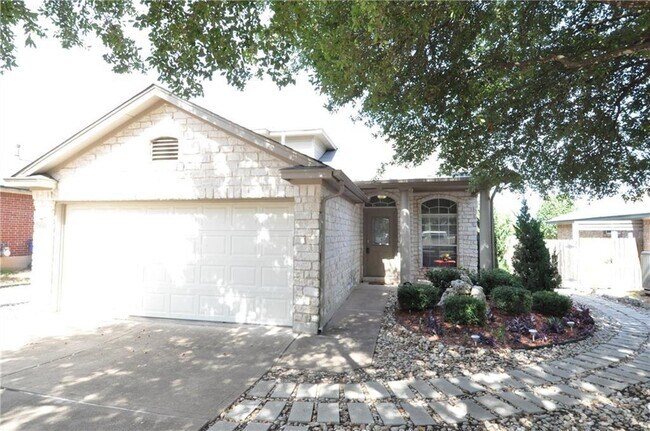 Building Photo - 1206 Shaun Dr