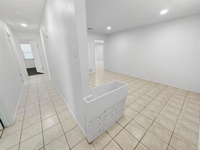 Foto del edificio - 2120 Vickie Dr