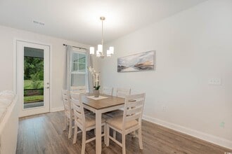 Building Photo - 5116 Double Eagle Wy