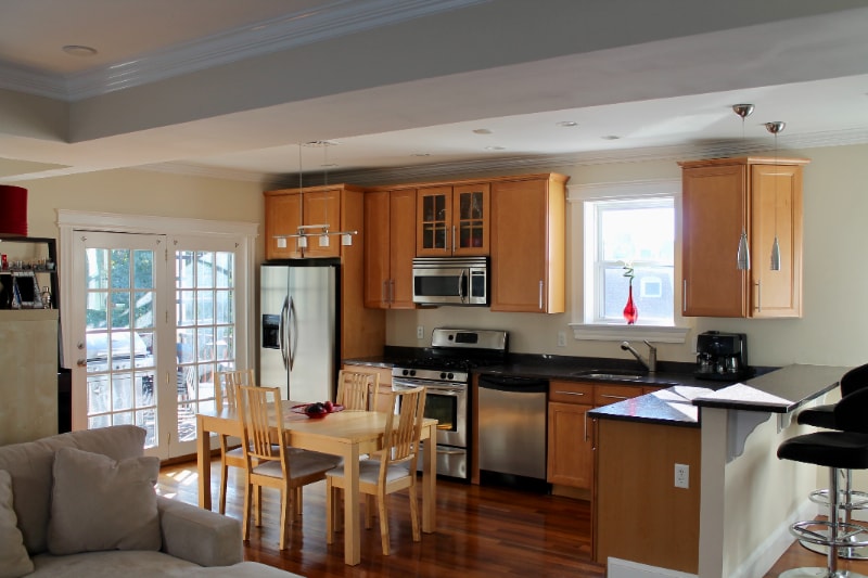 Photo - 609 E 5th St