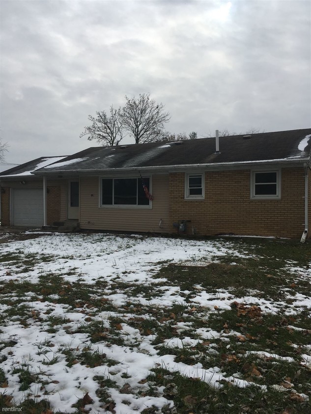 Primary Photo - 3 br, 1 bath House - 602 E Railroad St