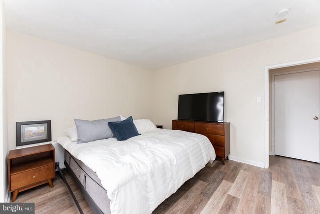 Foto del edificio - 135 S 19th St