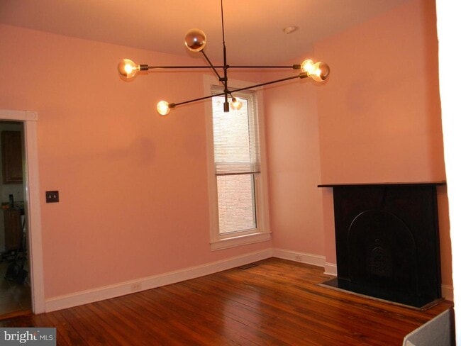 Building Photo - 9 N Collington Ave