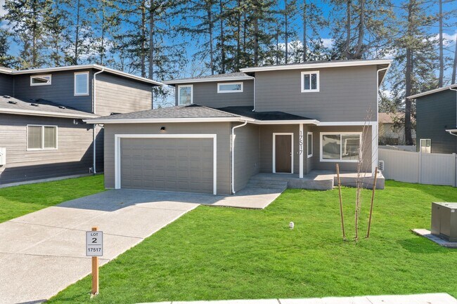 Building Photo - 10 Fully Fenced  4 Bed 3 Baths New Constru...