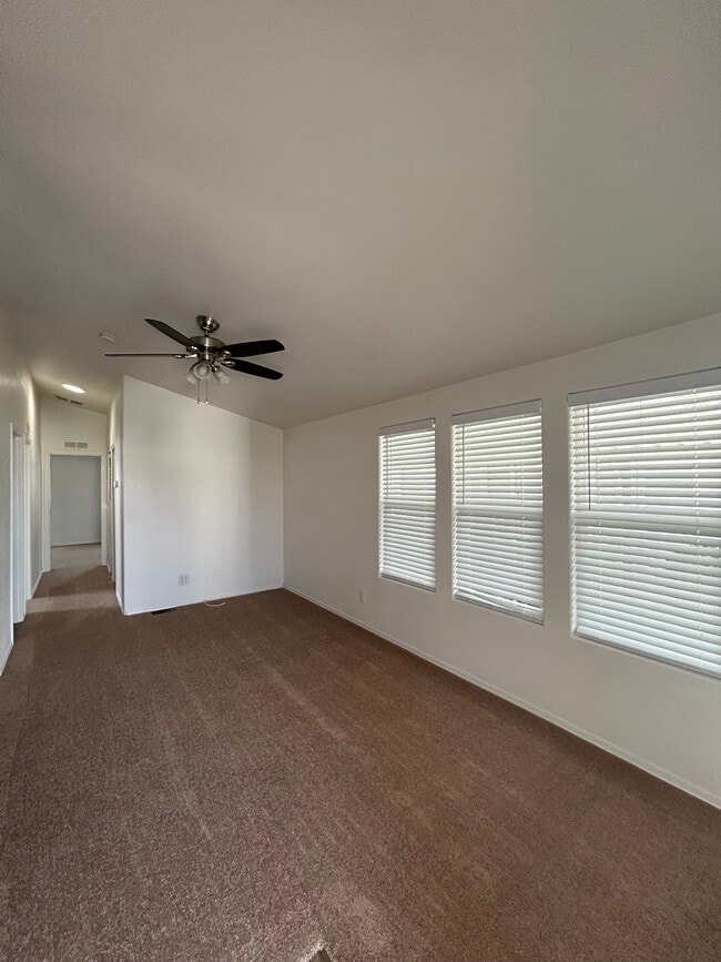 living room - Garden West Estates (55+ Senior)