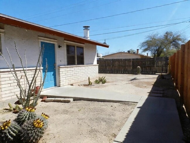Foto del edificio - 2512 E Eastland St
