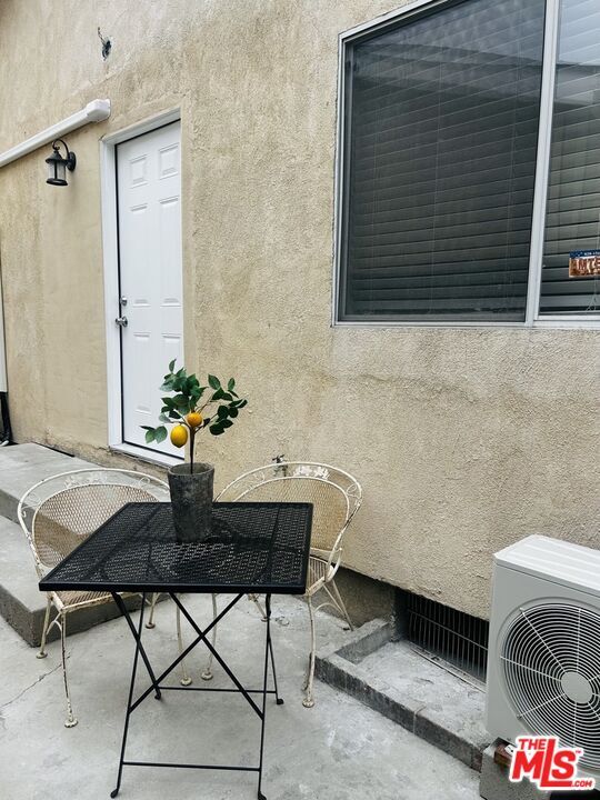 Foto del edificio - 2707 Kelburn Ave