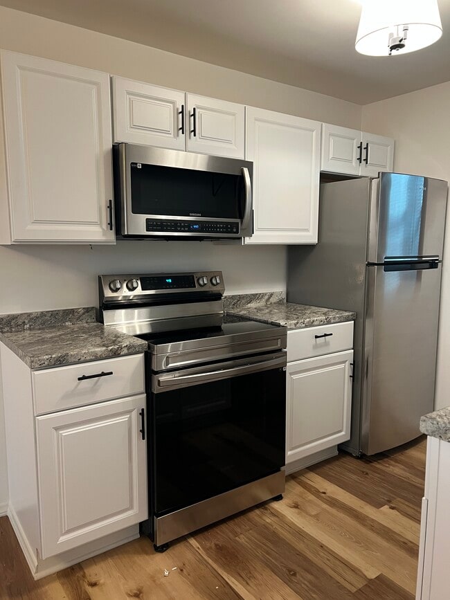 Building Photo - 1916 Beech St