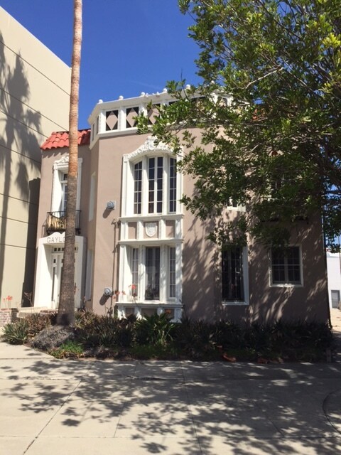 Building Photo - 1116 Sartori Ave