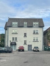 Building Photo - 202 Main St