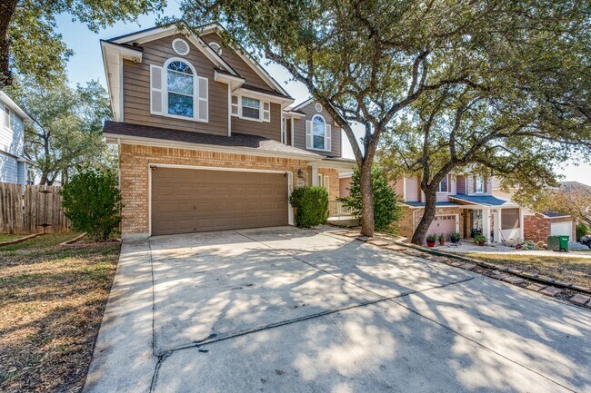 Building Photo - 3-BEDROOM HOME IN OAKVIEW HEIGHTS