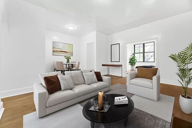 Building Photo - 26 West 11th Street