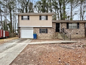 Building Photo - 3780 Cedar Hurst Way