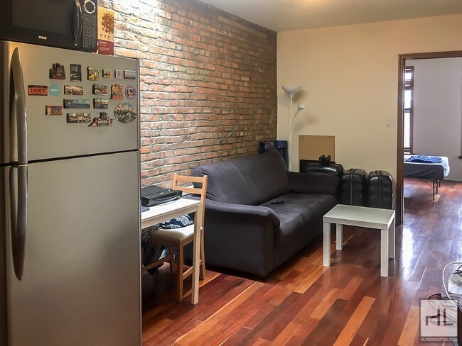 Foto del edificio - 700 Sackett St