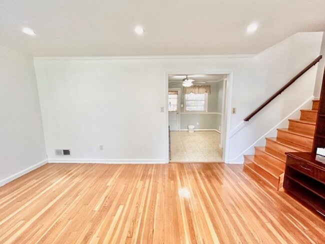 Photo - 1010 Kennon Ct House