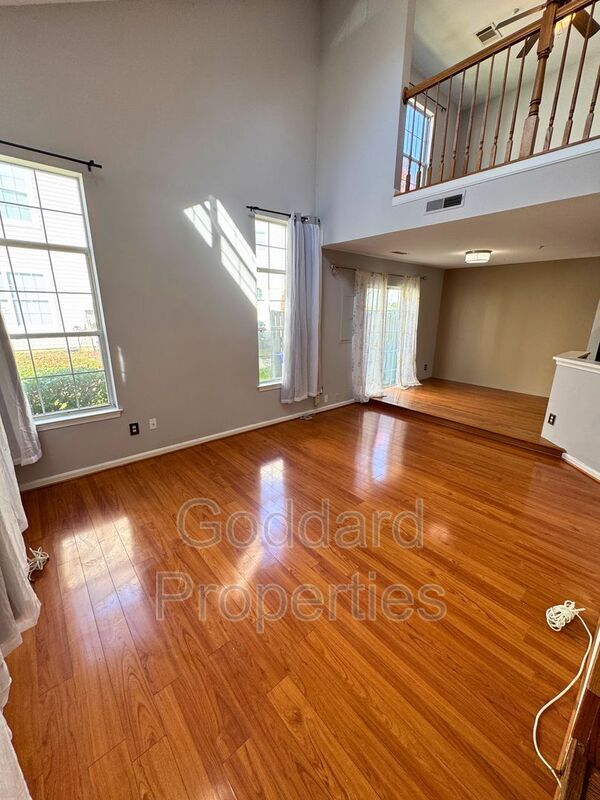 Foto del edificio - 3717 Eight Penny Ln