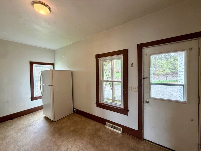 Foto del edificio - 1305 Merrill Ave