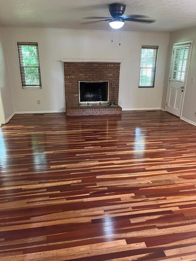 Photo - 4404 W Shannon Lakes House