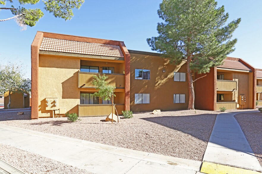 Desert Park Vista Apartments